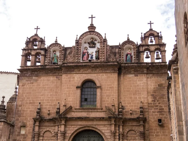 Cusco 3 day itinerary: Facade of Cusco Cathedral in Peru