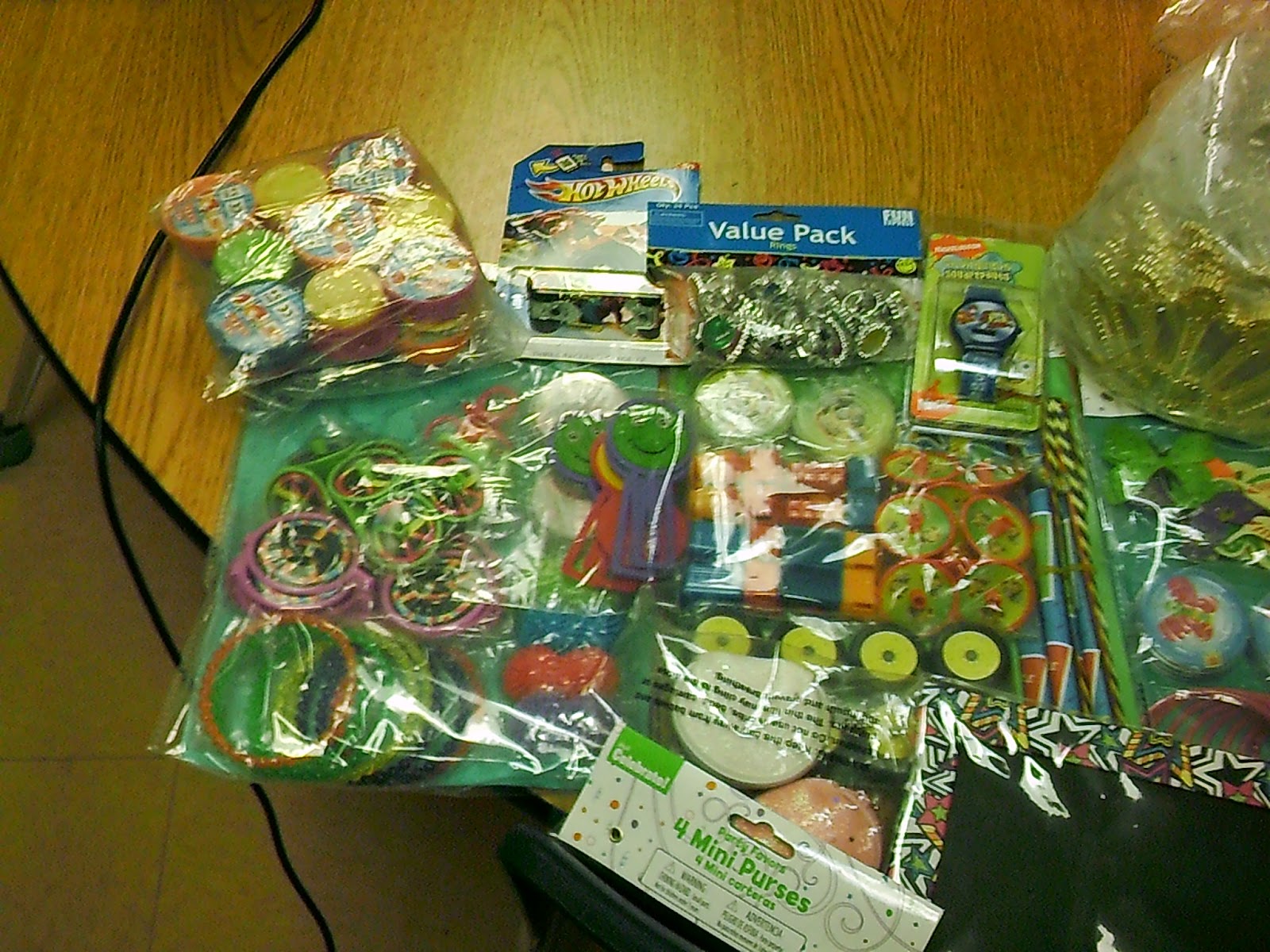 Miss Thrifty SLP What's in your prize box??