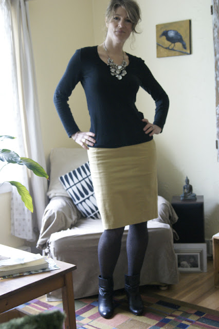 Pencil Skirt And Tights 61