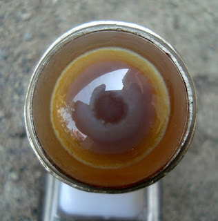 Ciri Dan Khasiat Batu Puser Bumi Atau Mata Dewa Sutodiwongso