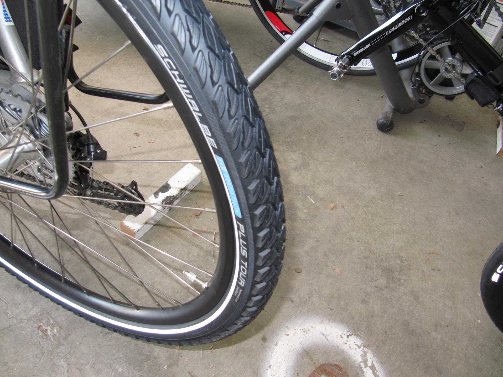 schwalbe marathon plus tour 27.5