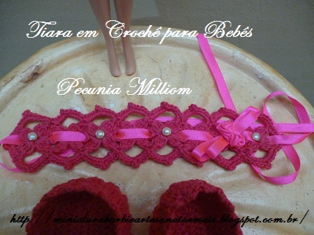 Sapatinhos e Tiara de Crochê Para Meninas Sapatinhos e Tiara de Crochê Para Meninas