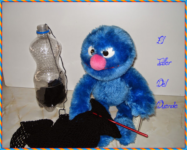 http://eltallerdelduende.blogspot.com/2014/01/guarda-lanas-pet.html