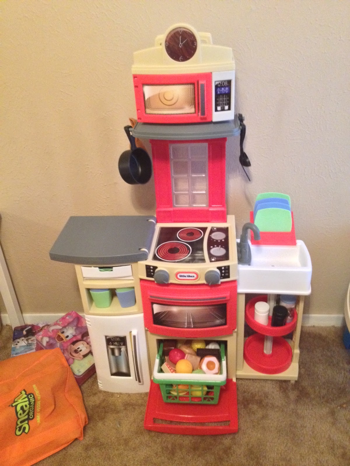 Little Tikes Cook N Store Kitchen Review
