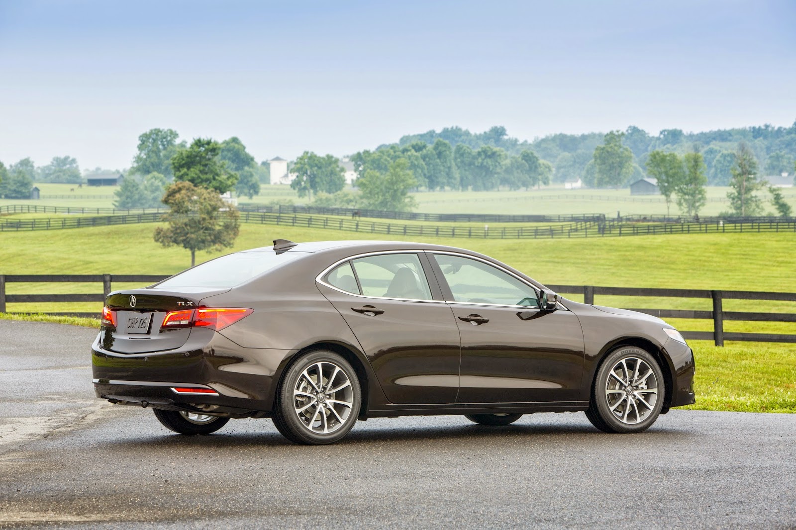 There's Life In The Old Brand Yet: The 2015 Acura TLX 3.5 L SH-AWD ADV