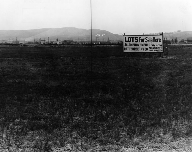 Baldwin Hills Village...and the Village Green "Since the Summer of '42