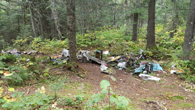 Débris de l'avion près du sommet Belzébuth