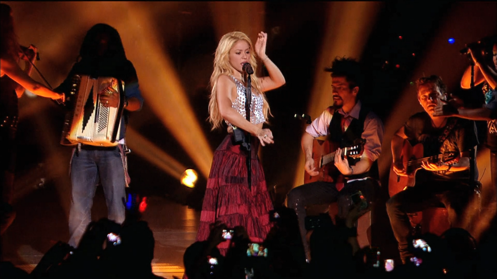 SHAKIRA GALLERY: Capturas HD de Live From Paris (Blu-ray)