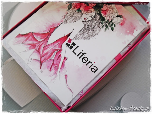 liferia-beauty-box-pudelko-subskrypcyjne-kosmetyki-2016-pazdziernik