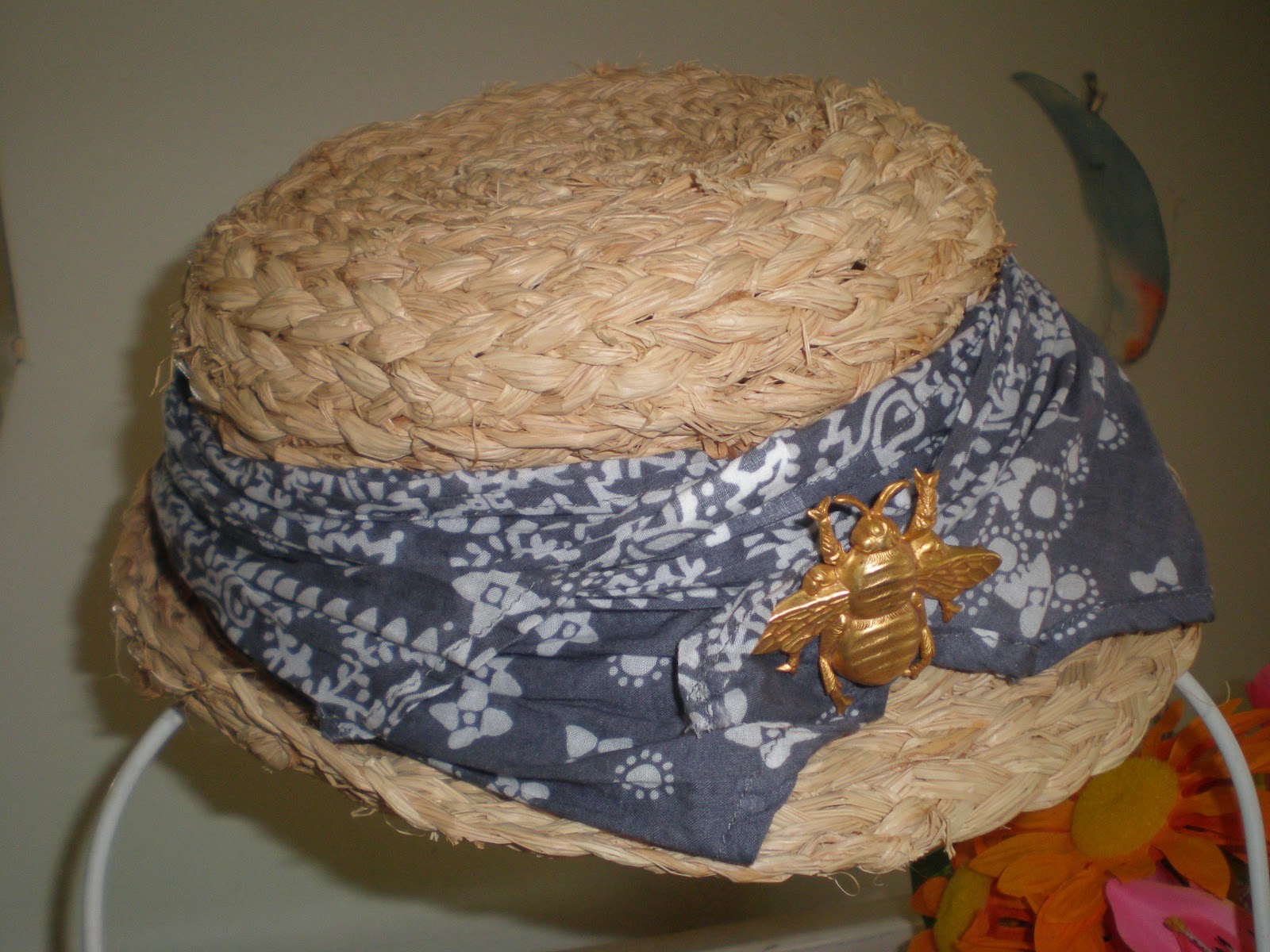 binkybrownie teaches handwork raffia hat making