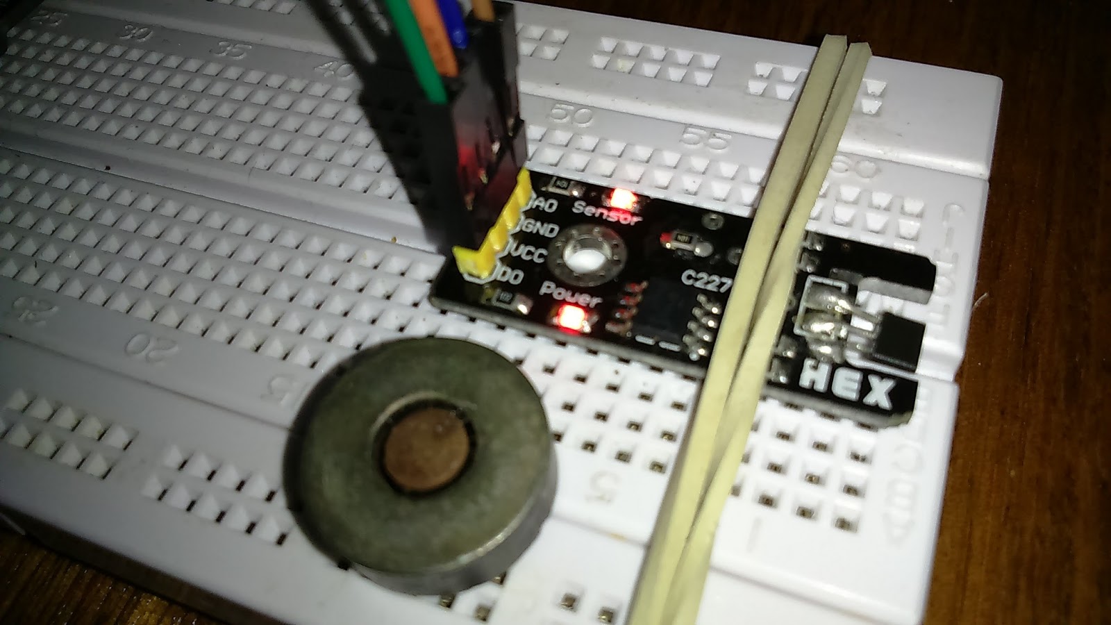 Seba Electronic Labs: [Arduino 11] Sensor magnético (Efecto Hall)