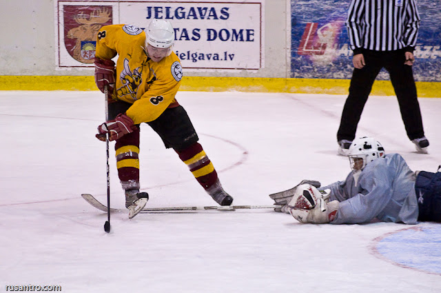 ZAHL 2012/2013 pirmais aplis HK Tērvete Karāts amateur hockey league