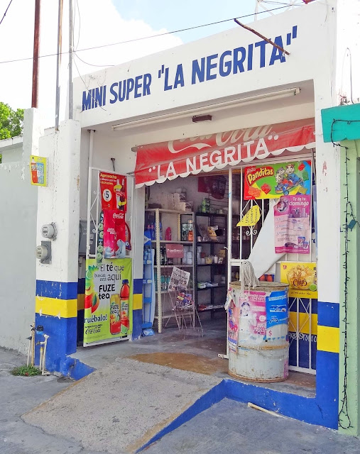 Joe's Retirement Blog Tiendas, Puerto Morelos, Quintana Roo, Yucatan