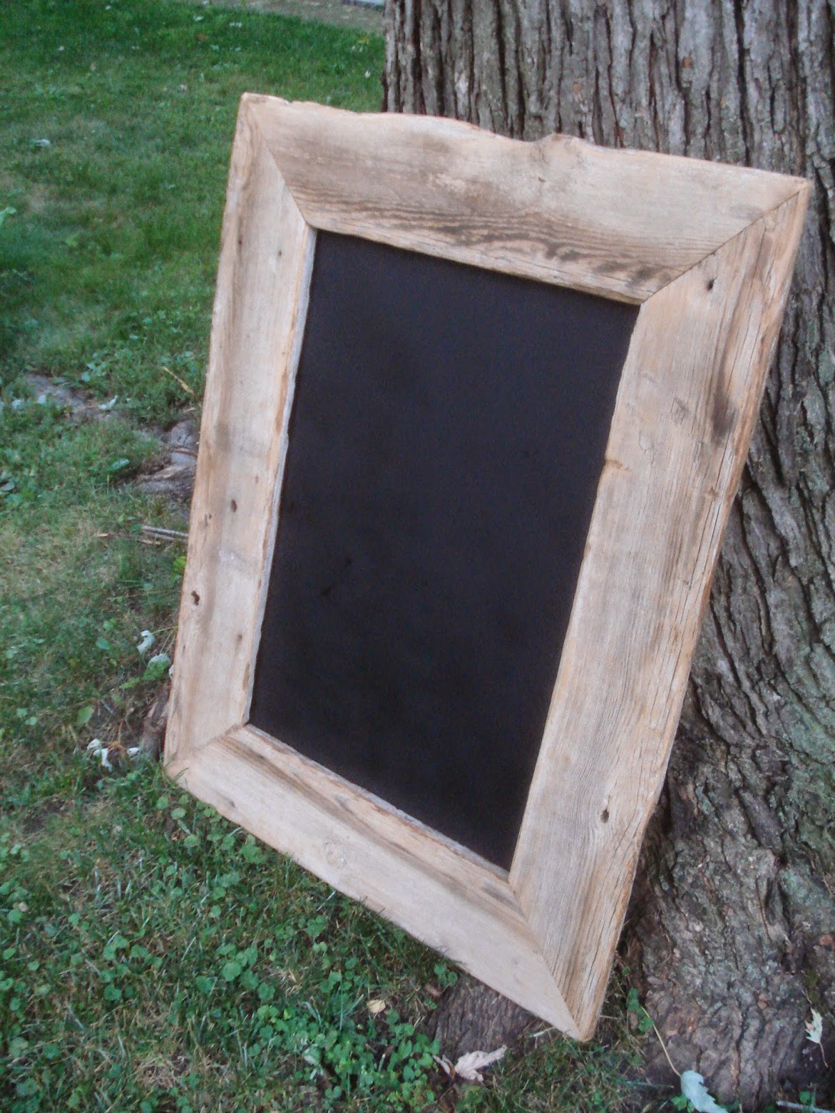 A & L Rustic Chalkboard {DIY}