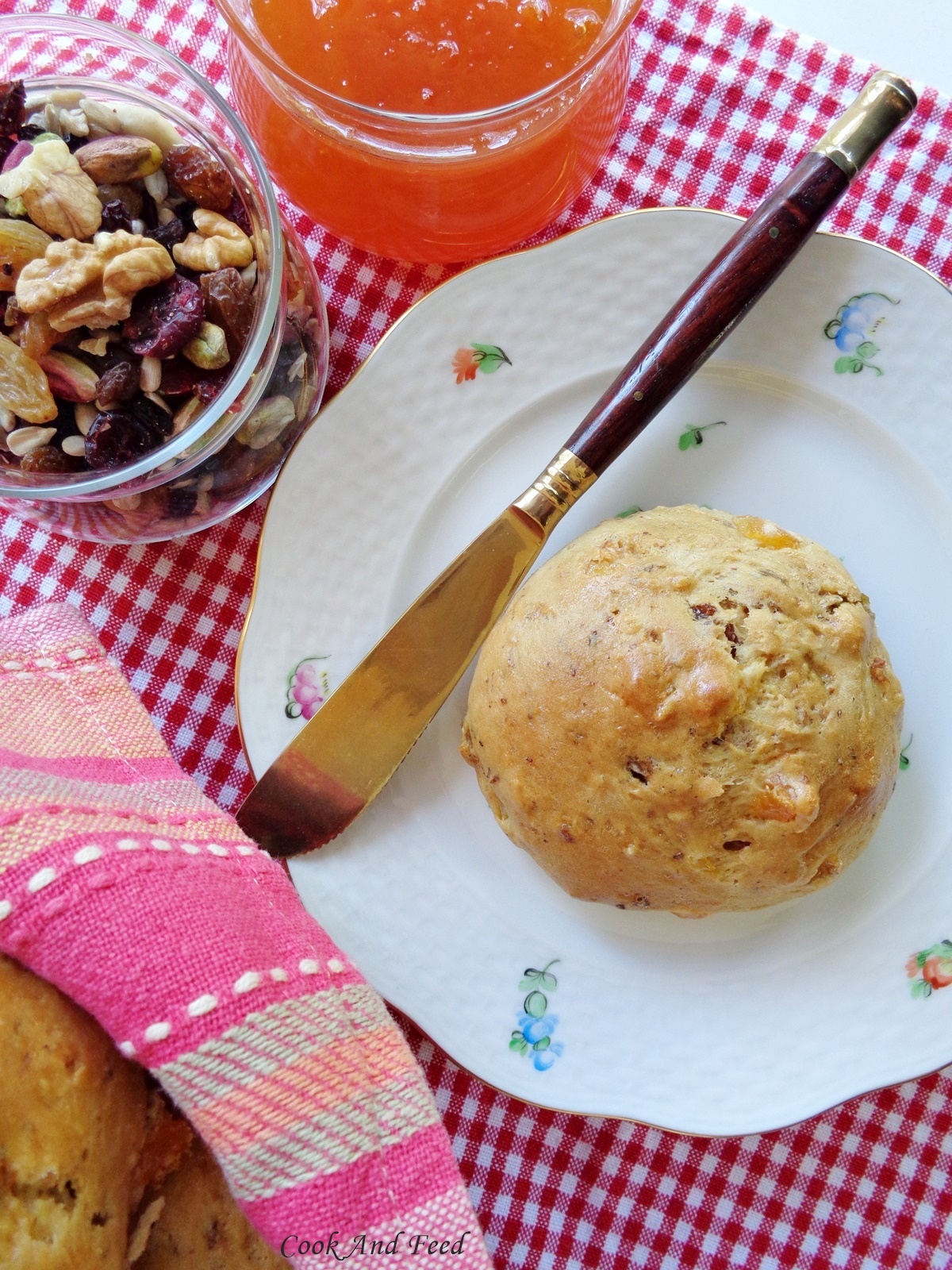 Γλυκά Ψωμάκια Με Φρούτα Και Καρύδια / Fruit And Nut Irish Soda Breads Cook And Feed