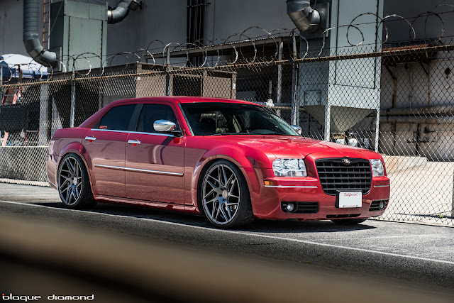 2010 Chrysler 300 With 22 Inch BD-3’s in Matte Graphite - Blaque Diamond Wheels