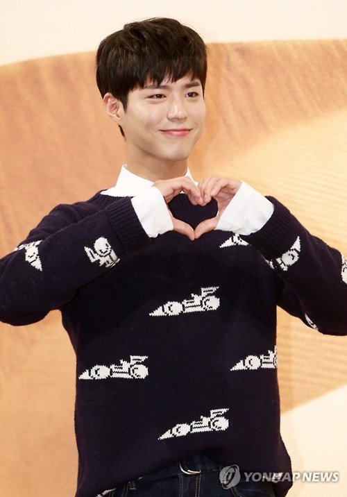 어제 박보검 꽃청춘 기자회견+시사회 | 인스티즈