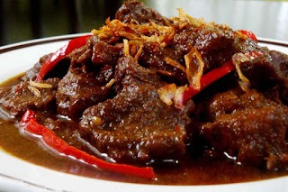  Banyak orang yang enggan mengkonsumsi daging kambing sebab dianggap mengandung kolestero Resep Membuat Krengsengan Khas Surabaya