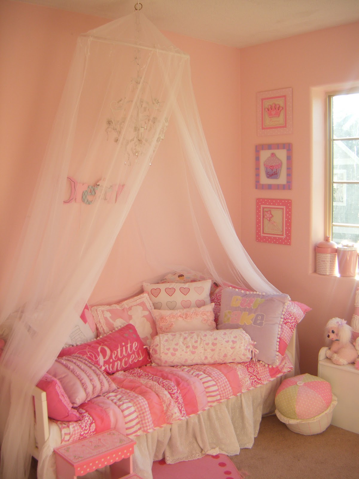 Not So Shabby - Shabby Chic: Bella's Room Is Now Pink!