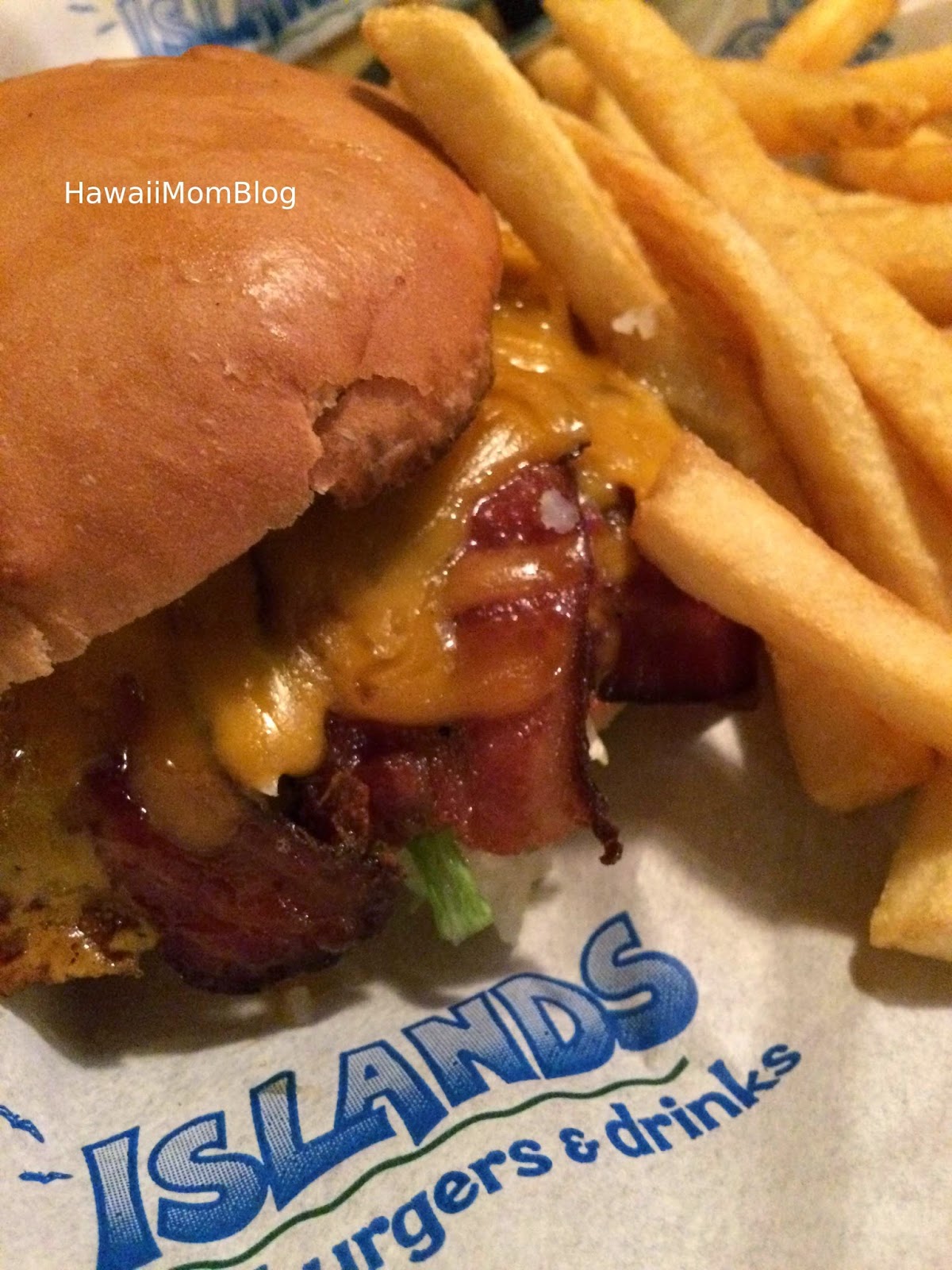 Hawaii Mom Blog Island's Fine Burgers & Drinks Hawaii Mom Blog Island's Fine Burgers & Drinks