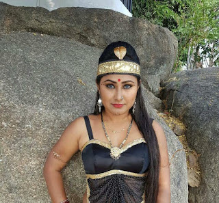 यंका पंडित ने पूरी की 'नाचे नागिन गली गली ' की शूटिंग | Priyanka Pandit Completed Shooting of Nache Nagin Gali Gali यंका पंडित ने पूरी की 'नाचे नागिन गली गली ' की शूटिंग | Priyanka Pandit Completed Shooting of Nache Nagin Gali Gali