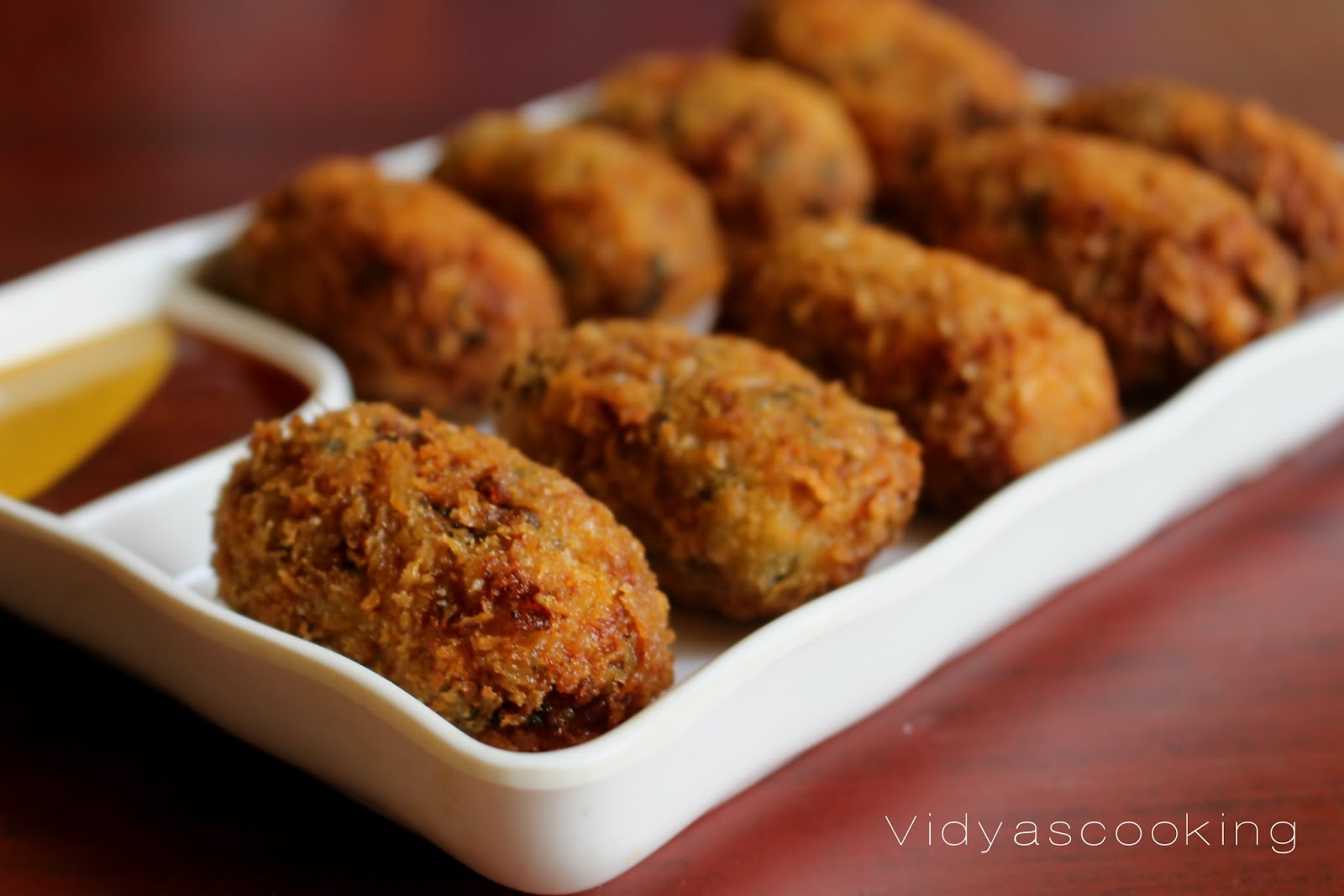Spinach, Corn and Rice Croquettes Recipe (Cheesy Rice Cutlet)