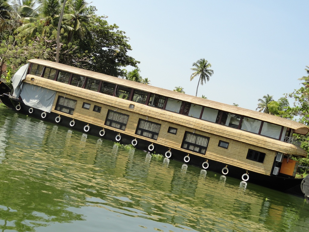 Houseboat Booking Cheap And Best Houseboat In Alleppey And