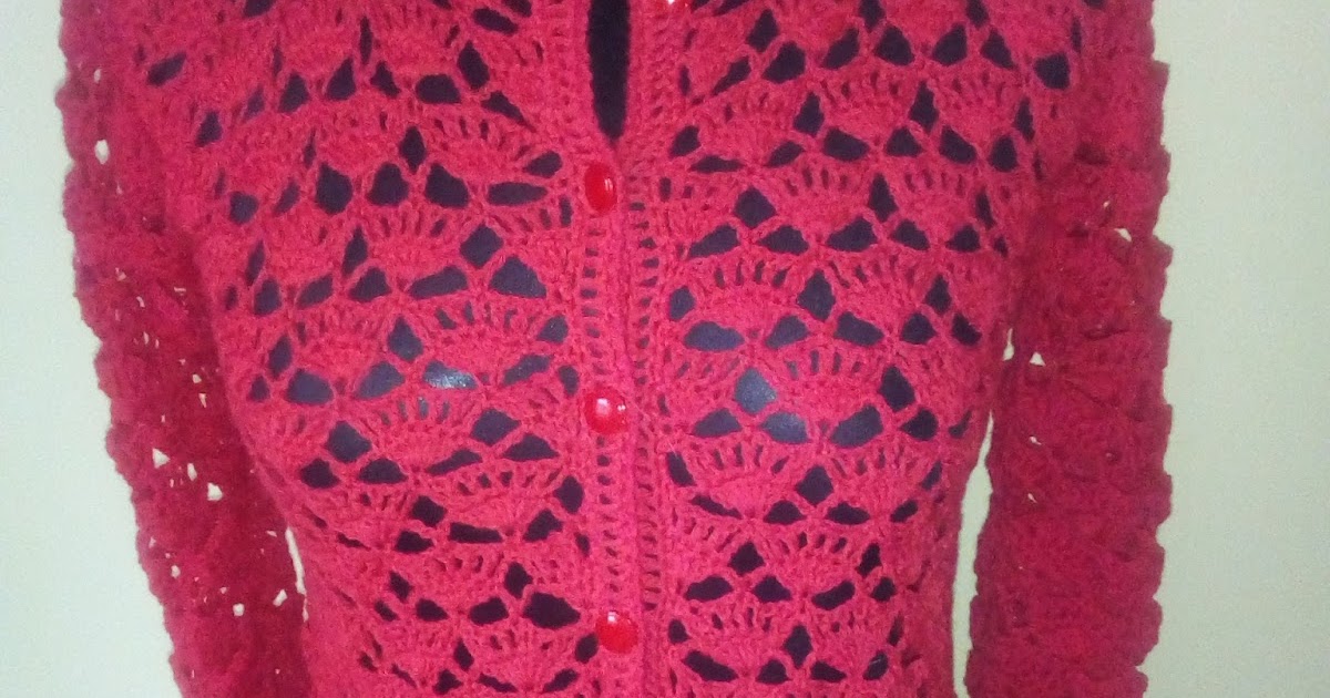 Na szydełku i na drutach.... i nie tylko:): Czerwony ażurowy sweter na