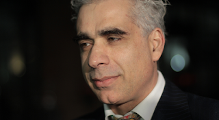 BORIS QUERCIA MARTINIC NÉ LE 31 AOÛT 1967 EST UN ACTEUR, RÉALISATEUR, SCÉNARISTE, PRODUCTEUR ET ÉCRIVAIN CHILIEN.