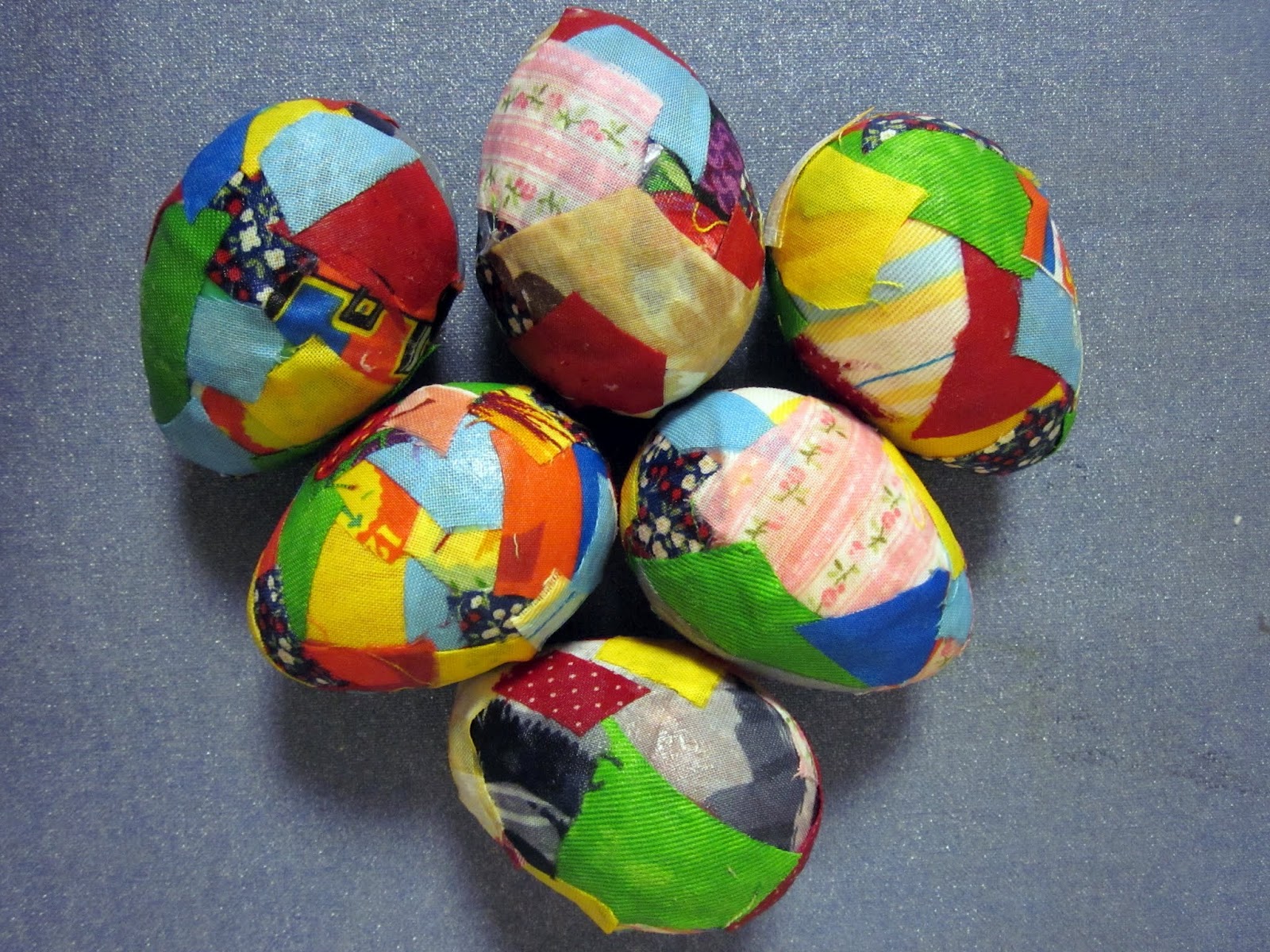 Make, Jane, make! Mosaic Easter Eggs with Mod Podge
