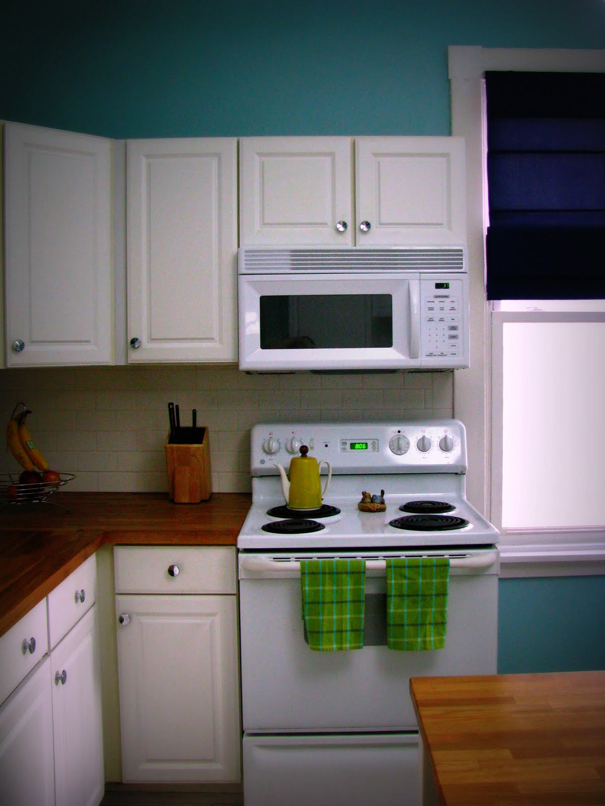 Remodelaholic Kitchen Remodel on the Cheap 