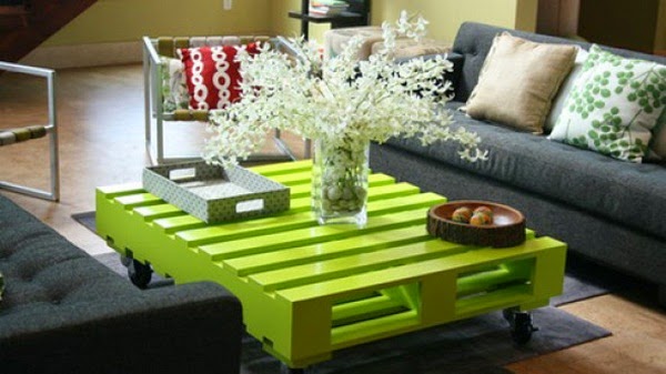 ways to reuse wood pallets