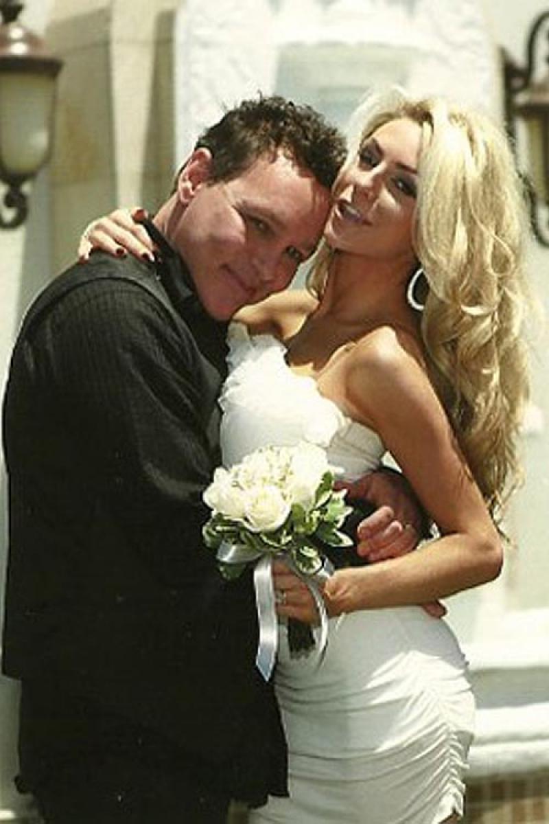 HOLLYWOOD ALL STARS Doug Hutchison With His Latest Wife Courtney