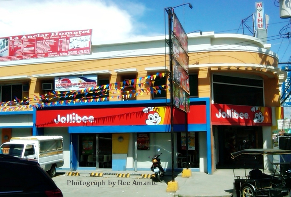 SouthernDC Post List of Jollibee Store in Davao Region