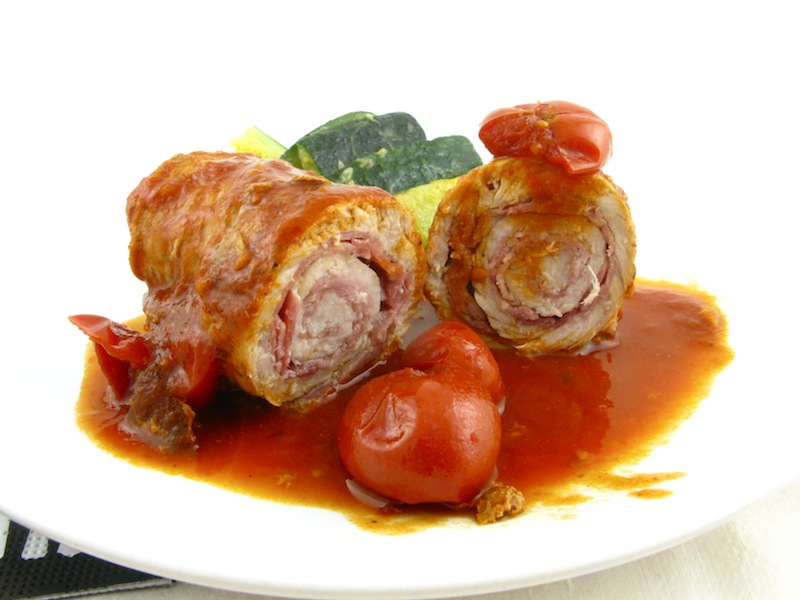 VEAL ROLLS IN A TOMATO WINE SAUCE Entries General