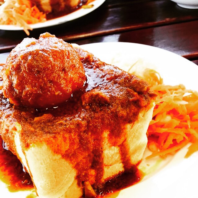 Hollywood Mutton Bunny Chow - Durban, Springfield Park Durban Hollywood Mutton Bunny Chow - Durban, Springfield Park Durban