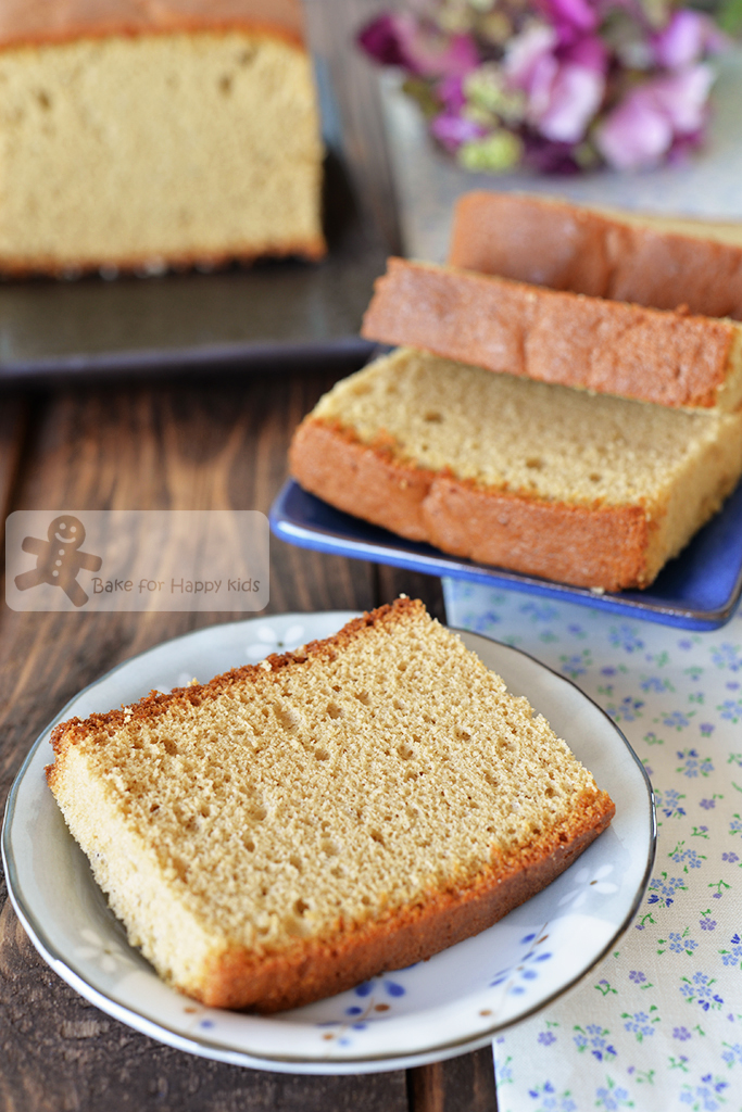 Brown Sugar Japanese Castella Cake / Kasutera カステラ Egg Separation