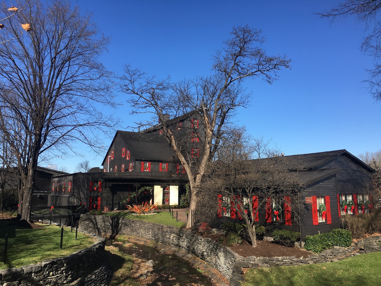 Life's Sweet Journey Our Maker's Mark Distillery Tour Touring