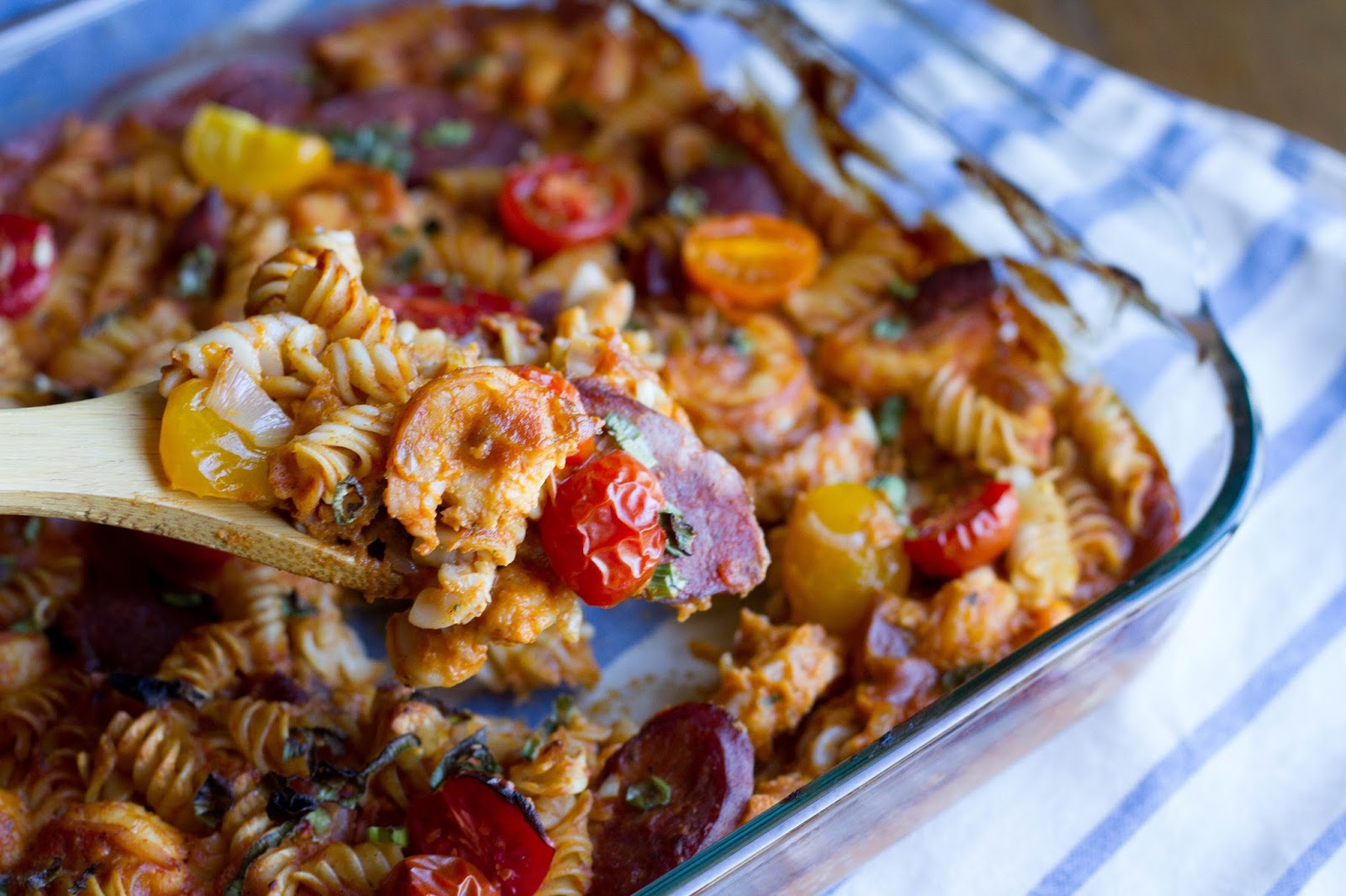 DairyFree Creamy Cajun Alfredo Pasta Bake denimelon eats