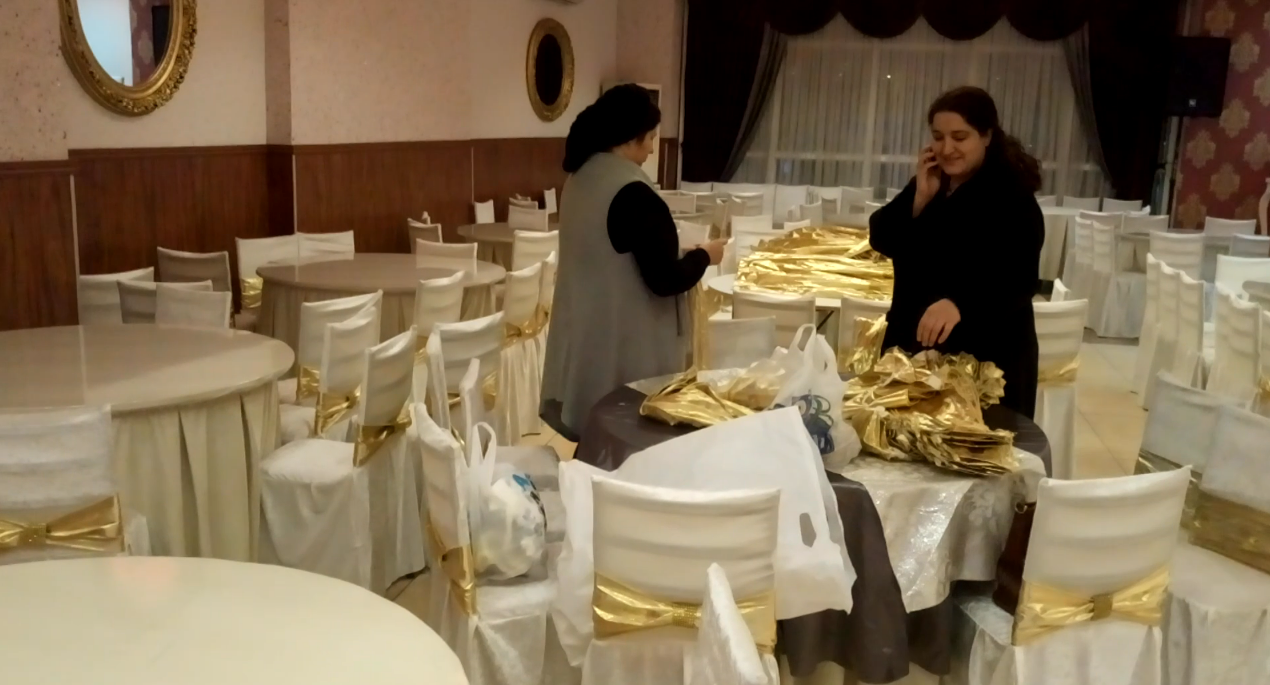Sandalye giydirme masa örtüsü En ucuz sandalye kumaş kaplaması yapan
