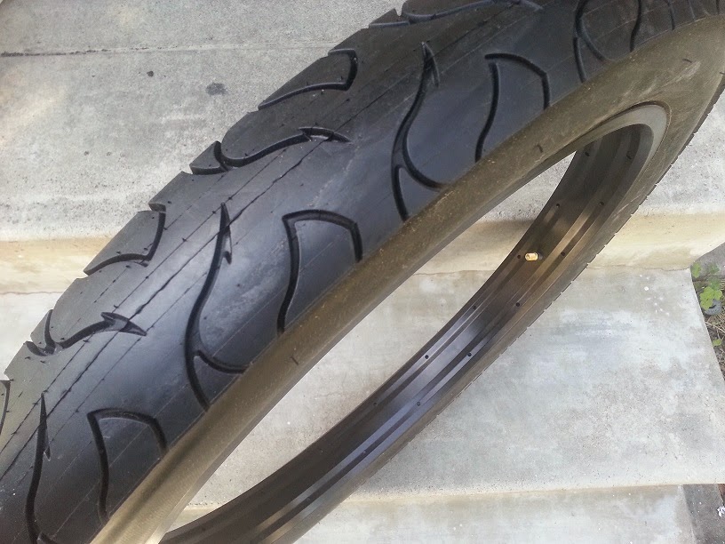 Junky Rusty Bikes Blog Nirve FatAss 24"x3" Black beach cruiser tires