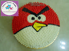 ANGRY BIRD CAKE (RM60)