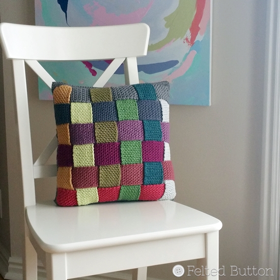 Crisscross Catona Cushion Cover (free pattern) by Susan Carlson of Felted Button
