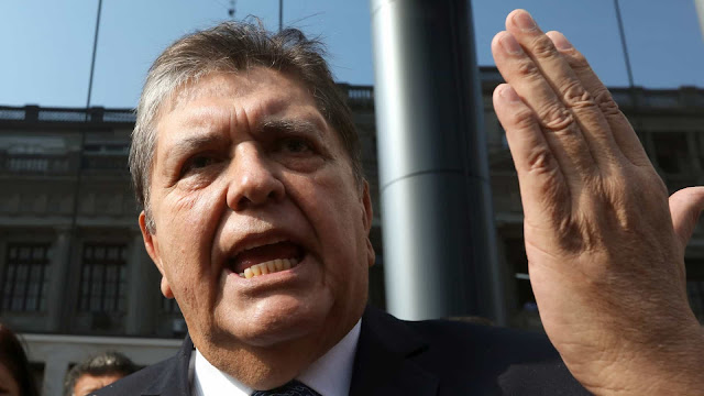 Ex-presidente do Peru comete suicídio ao ser preso por corrupção no caso Odebrecht