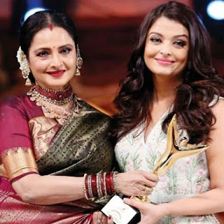 Rekha and Aishwarya Rekha and Aishwarya during Award