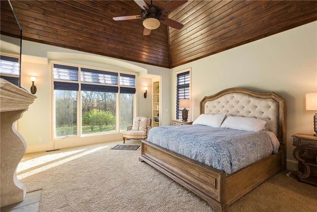 10,000 Square Foot Stucco and Stone Mansion In Stilwell, KS THE