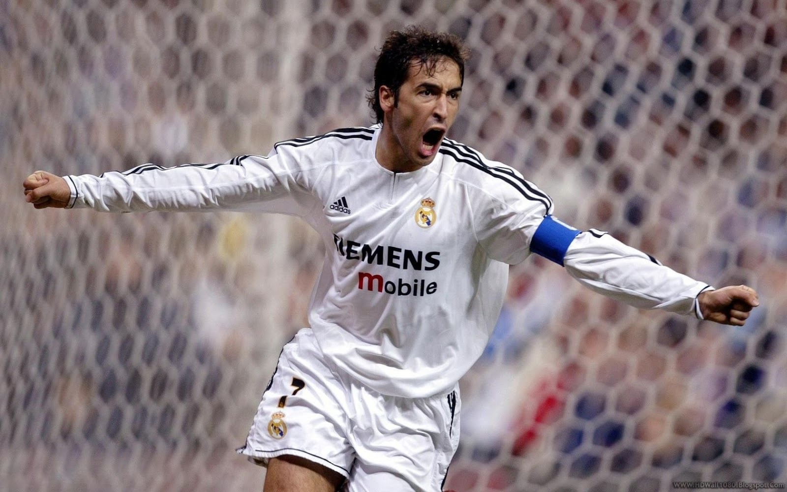 HD PC Desktop Wallpapers: Raul Gonzalez Blanco Footballer Picture