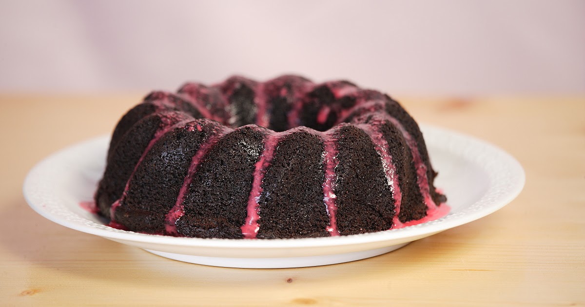 YumLab Beetroot chocolate cake