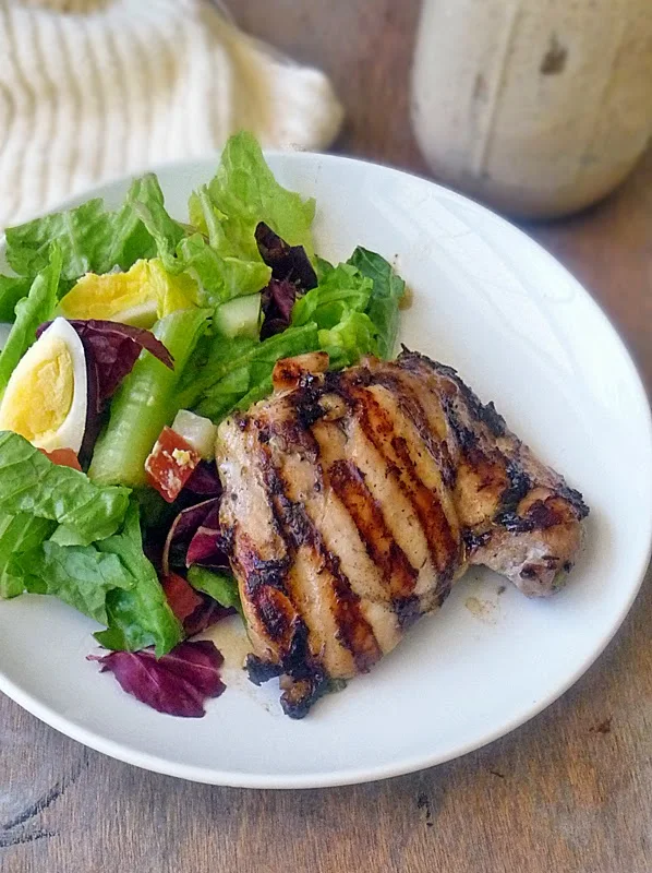 Easy Grilled Chicken Thighs | by Life Tastes Good #grilled #chicken