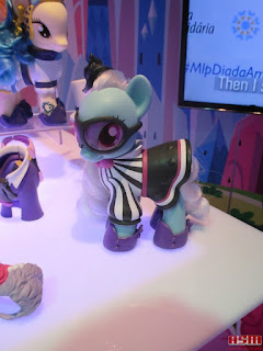 MLP Explore Equestria Fashion Styles at NY Toy Fair 2016